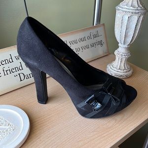 Black heels 71/2